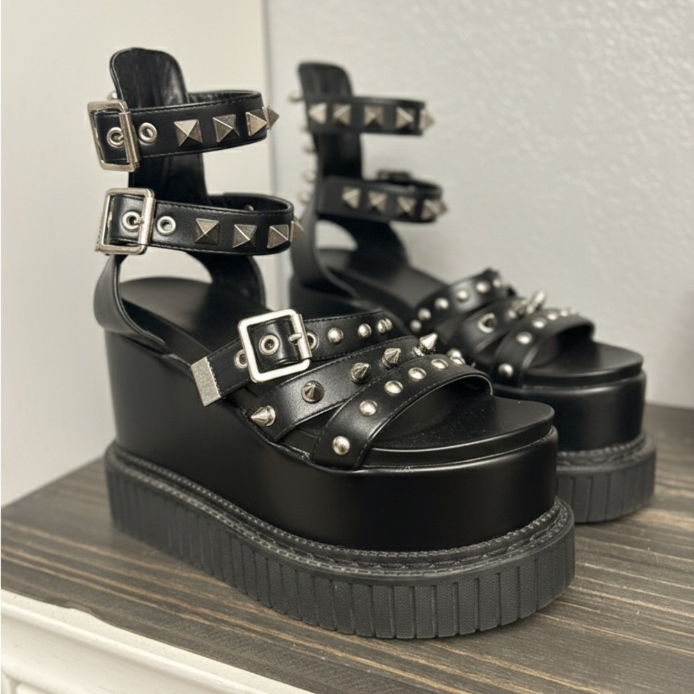 Dolls Kill Go Berzerk Platform Sandals Black Goth Punk Spikes 7.5